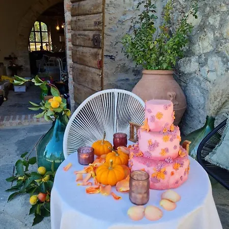 Agriturismo La Via Dell'oliviera *